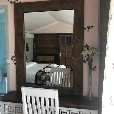 Aparthotel Begonvilla Bungalows *