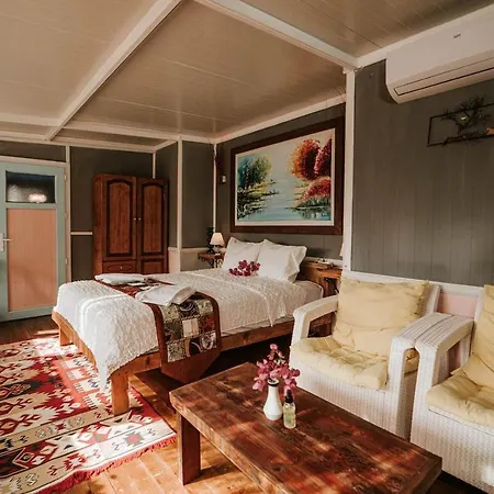 Ξενοδοχείο με διαμερίσματα Begonvilla Bungalows
